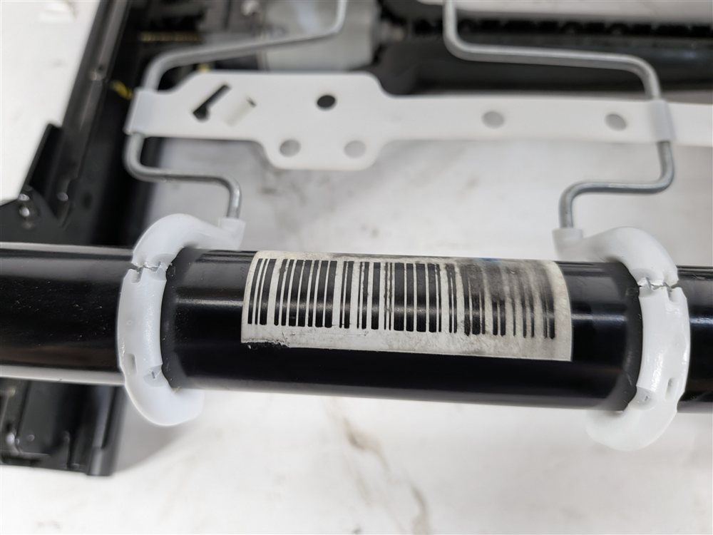 Thumbnail 4: 2012-2019 BMW 320i 328i 330E 335i (F30) FRONT RIGHT PASSENGER POWER SEAT TRACK