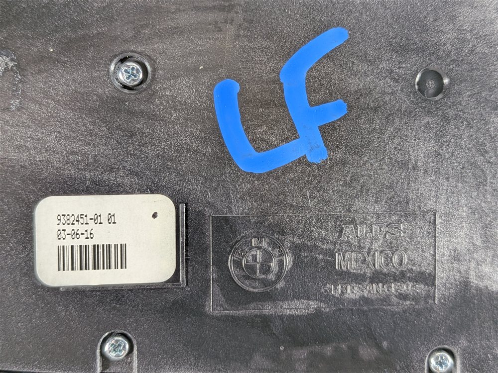 Thumbnail 7: 2017 BMW 330I (F30) FRONT LEFT DRIVER POWER SEAT ADJUST CONTROL SWITCH w/ MEMORY