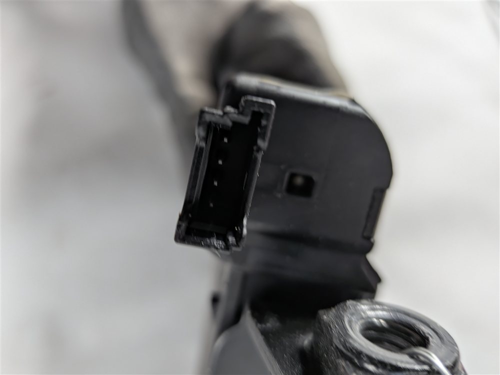 Thumbnail 8: 2014 BMW 328XID SEDAN (F30) REAR TRUNK LID DECKLID LOCK LATCH ACTUATOR MOTOR