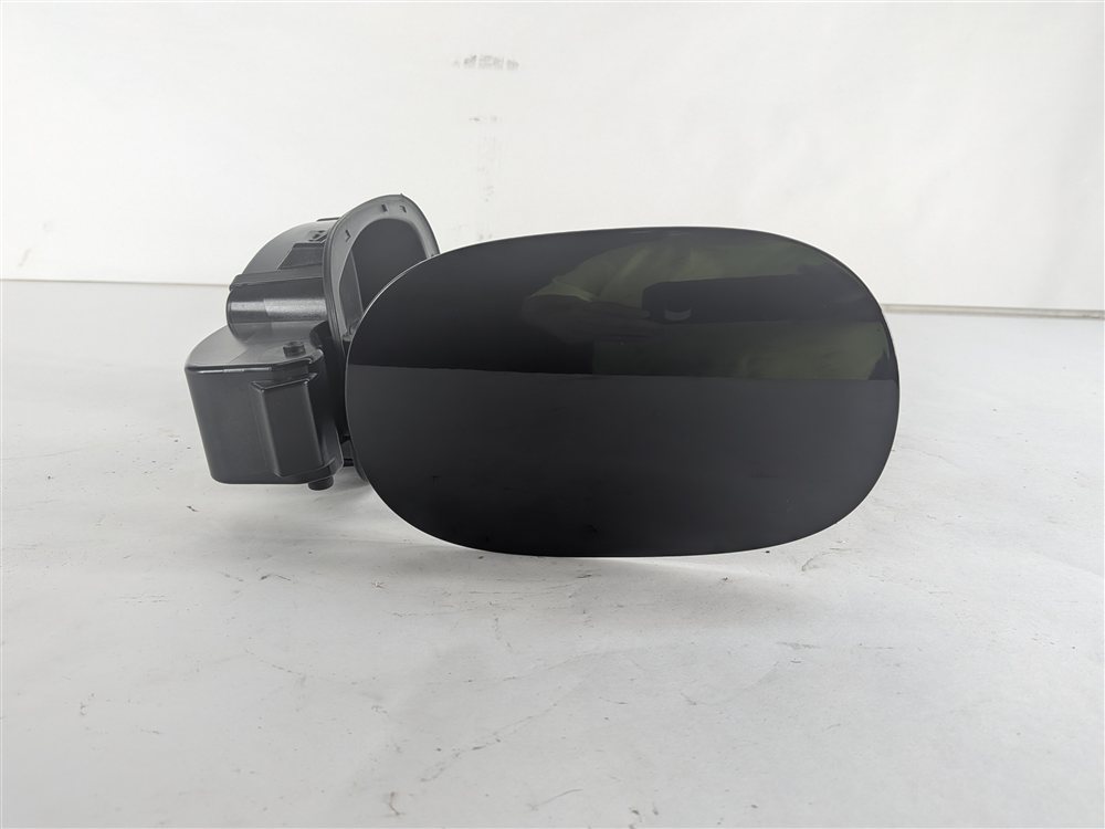 Thumbnail 2: 11-18 PORSCHE CAYENNE 958 HYBRID EV CHARGER PORT ACCESS DOOR w/ HOUSING (Black)