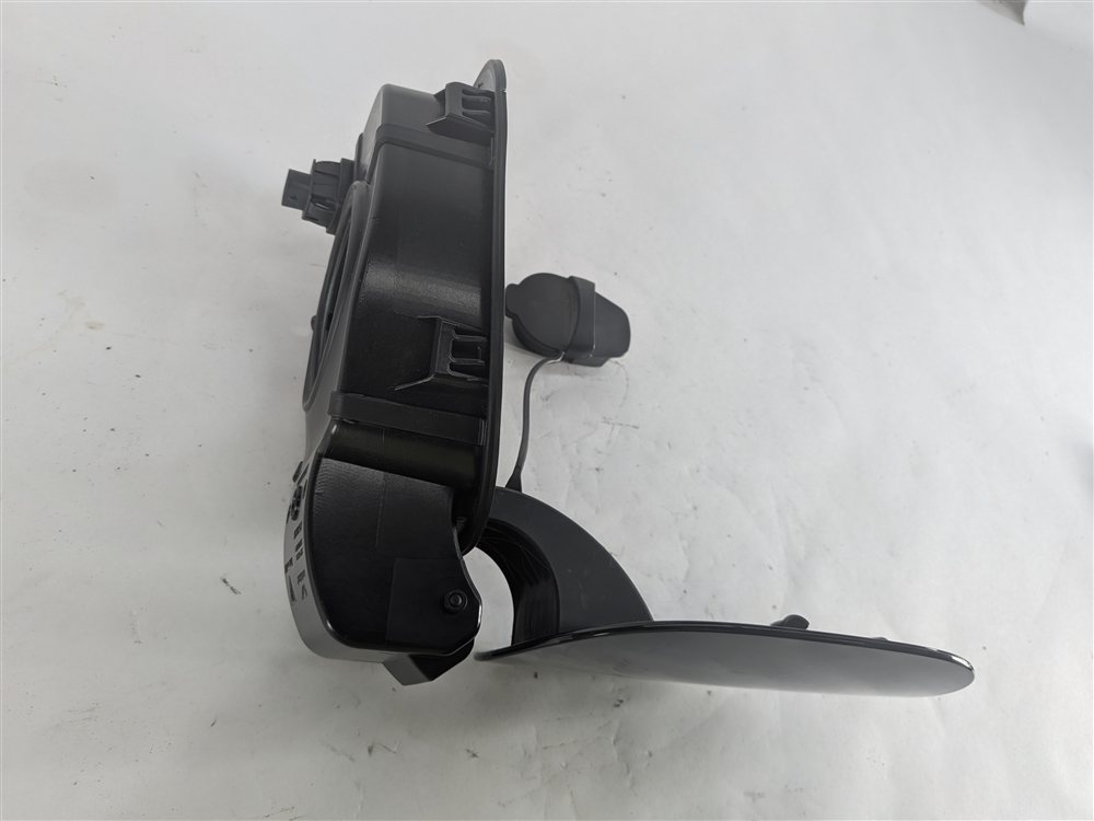 Thumbnail 5: 11-18 PORSCHE CAYENNE 958 HYBRID EV CHARGER PORT ACCESS DOOR w/ HOUSING (Black)