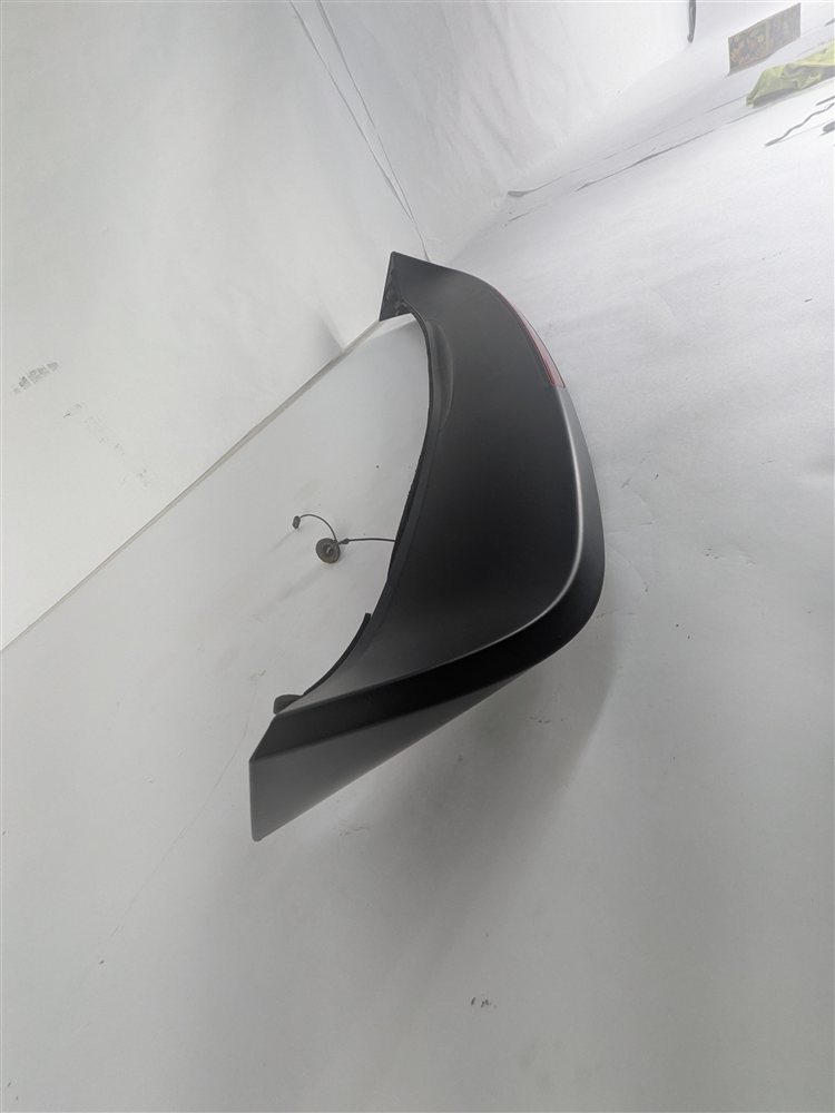 Thumbnail 5: 2015-2018 PORSCHE CAYENNE (958) REAR SPOILER WING w/ 3rd BRAKE LIGHT SIGNAL LAMP
