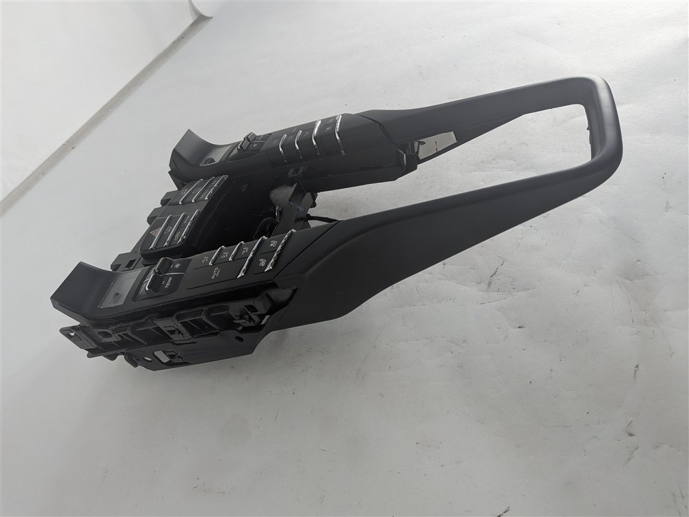 Thumbnail 4: 11-18 PORSCHE CAYENNE (958) FRONT HEATER A/C TEMPERATURE CONTROL (VENTED SEAT)