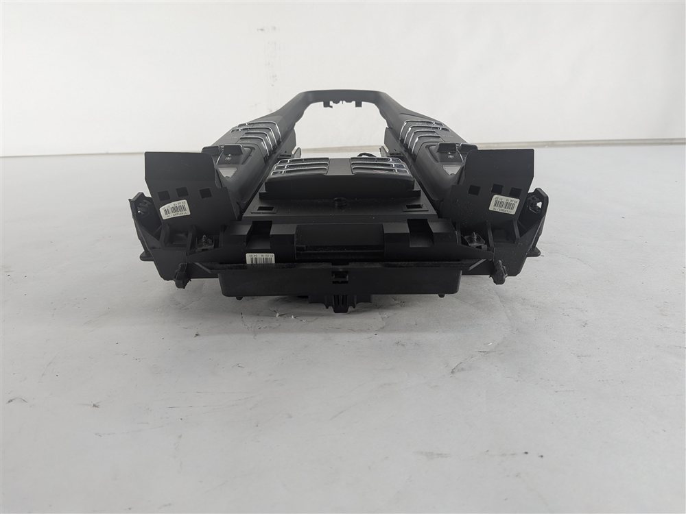 Thumbnail 6: 11-18 PORSCHE CAYENNE (958) FRONT HEATER A/C TEMPERATURE CONTROL (VENTED SEAT)