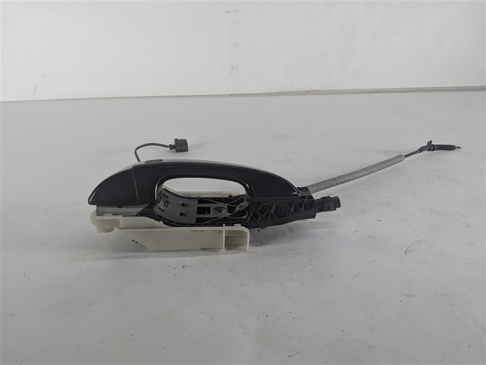 Thumbnail 2: 2011-2018 PORSCHE CAYENNE (958) LEFT FRONT DRIVER KEYLESS DOOR HANDLE (Black)