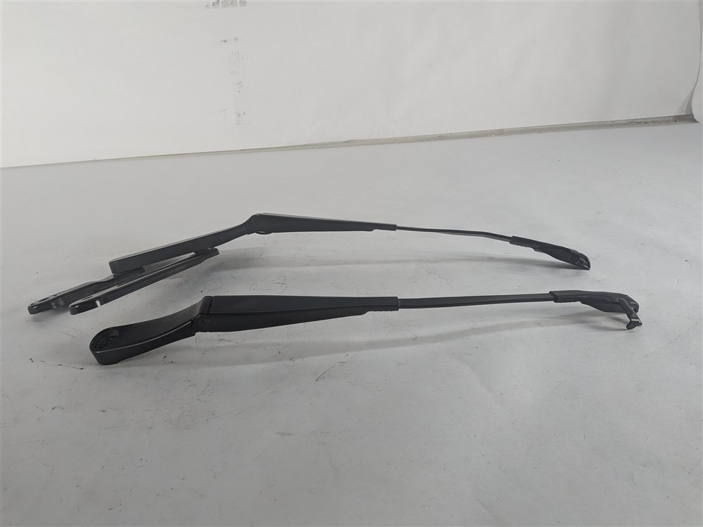 Thumbnail 2: 2011-2018 PORSCHE CAYENNE (958) FRONT LEFT & RIGHT WINDSHIELD WIPER ARM SET