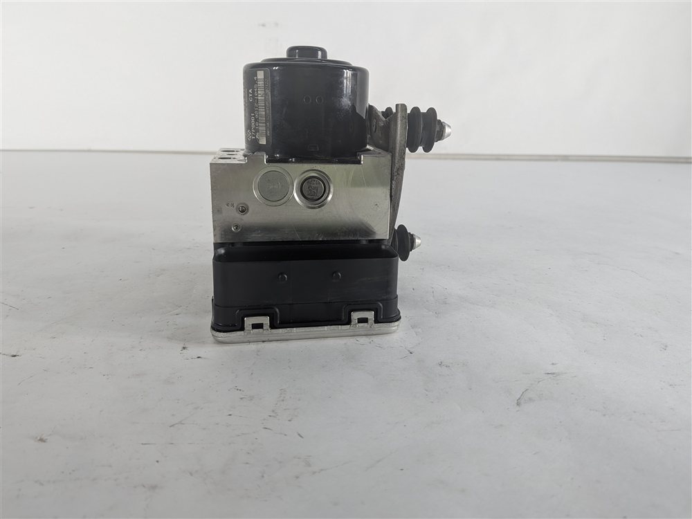 Thumbnail 2: 2015-2018 PORSCHE CAYENNE (958) ABS ANTI LOCK BRAKE PUMP w/ MODULE