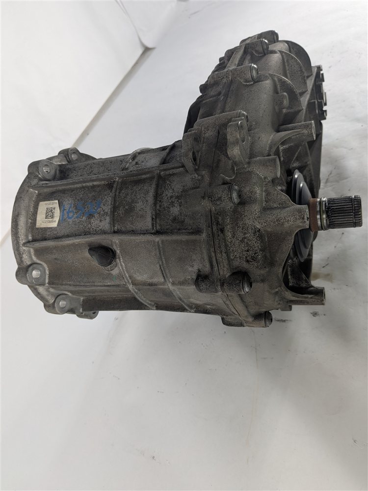 Thumbnail 5: 2011-2018 PORSCHE CAYENNE (958) 3.0L ENGINE FRONT TRANSFER CASE ASSEMBLY