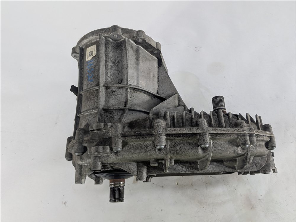 Thumbnail 6: 2011-2018 PORSCHE CAYENNE (958) 3.0L ENGINE FRONT TRANSFER CASE ASSEMBLY