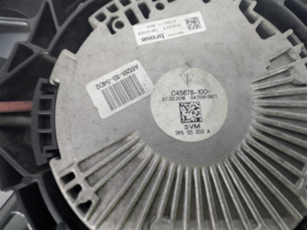 Thumbnail 8: 2011-2018 PORSCHE CAYENNE HYBRID (958) RADIATOR COOLING FAN w/ SHROUD