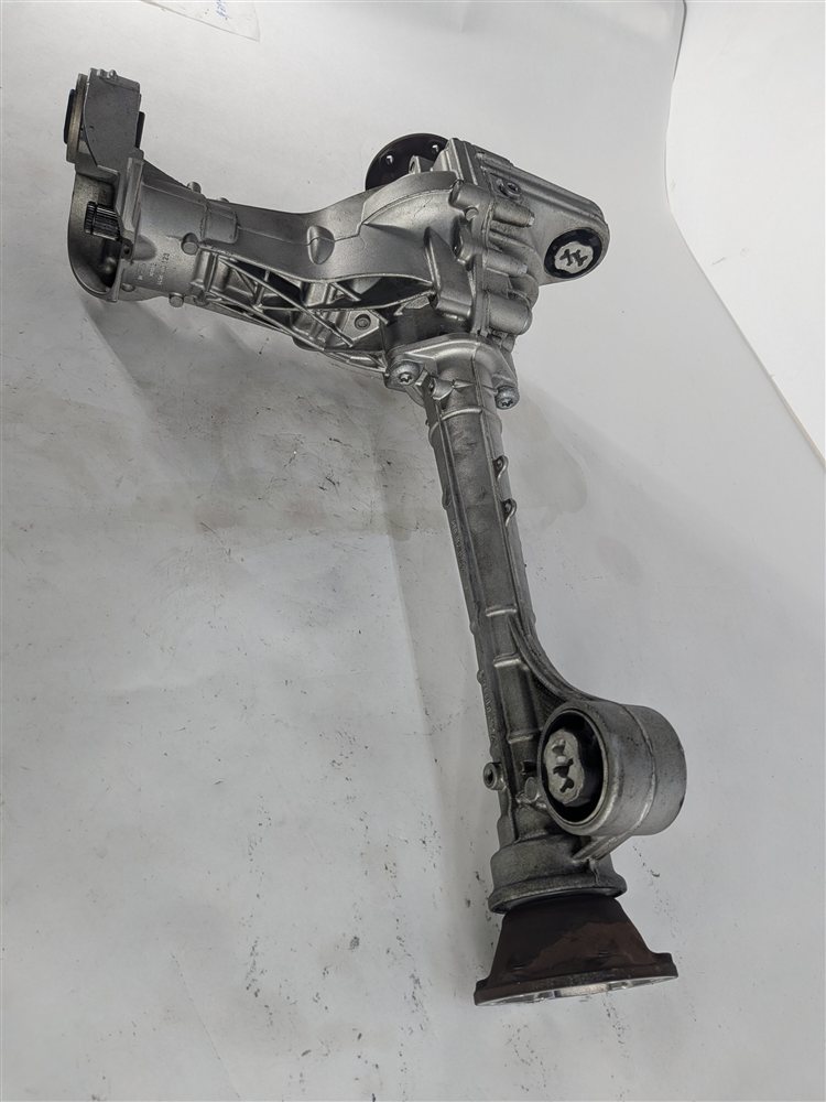 Thumbnail 4: 11-18 PORSCHE CAYENNE (958) 3.0L FRONT DIFFERENTIAL GEAR CARRIER w/ OUTPUT SHAFT