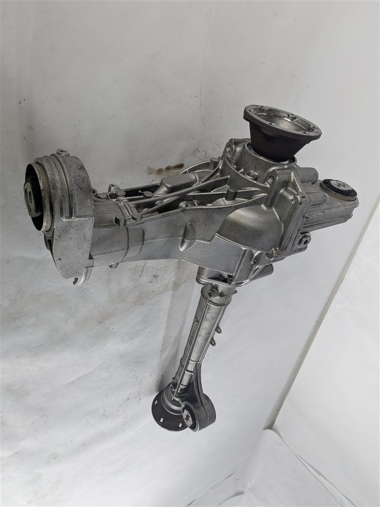 Thumbnail 5: 11-18 PORSCHE CAYENNE (958) 3.0L FRONT DIFFERENTIAL GEAR CARRIER w/ OUTPUT SHAFT