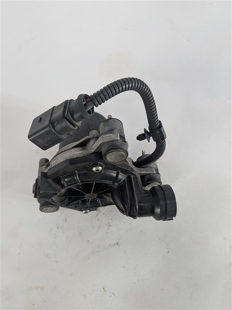Thumbnail 3: 2011-2018 PORSCHE CAYENNE (958) 3.0L ENGINE SECONDARY AIR INJECTION SMOG PUMP
