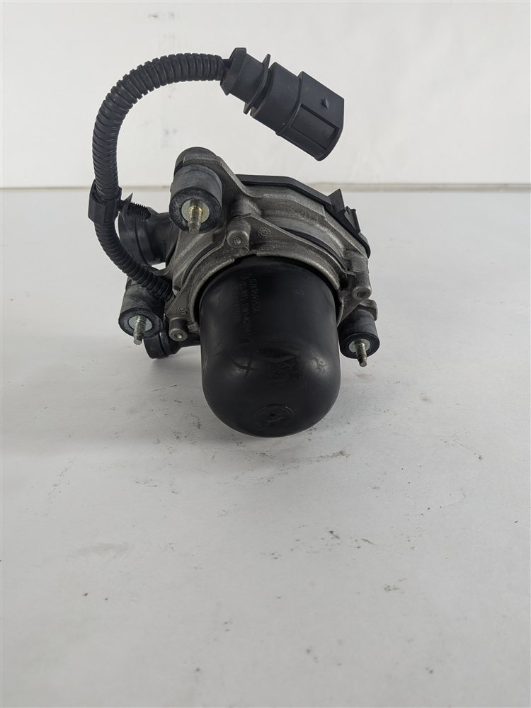Thumbnail 6: 2011-2018 PORSCHE CAYENNE (958) 3.0L ENGINE SECONDARY AIR INJECTION SMOG PUMP
