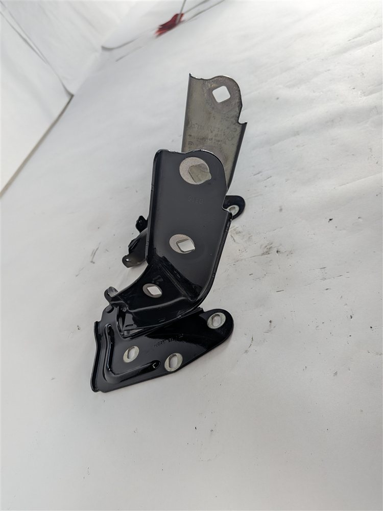 Thumbnail 5: 2015-2018 CAYENNE (958) FRONT LEFT & RIGHT HOOD HINGE SET-2 (Black)