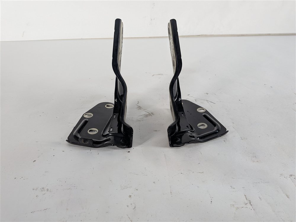 Thumbnail 6: 2015-2018 CAYENNE (958) FRONT LEFT & RIGHT HOOD HINGE SET-2 (Black)