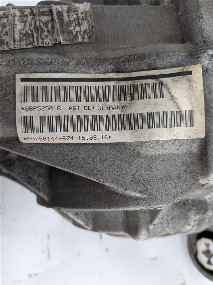 Thumbnail 8: 2015-2018 PORSCHE CAYENNE (958) 3.0L - REAR DIFFERENTIAL GEAR CARRIER ASSEMBLY