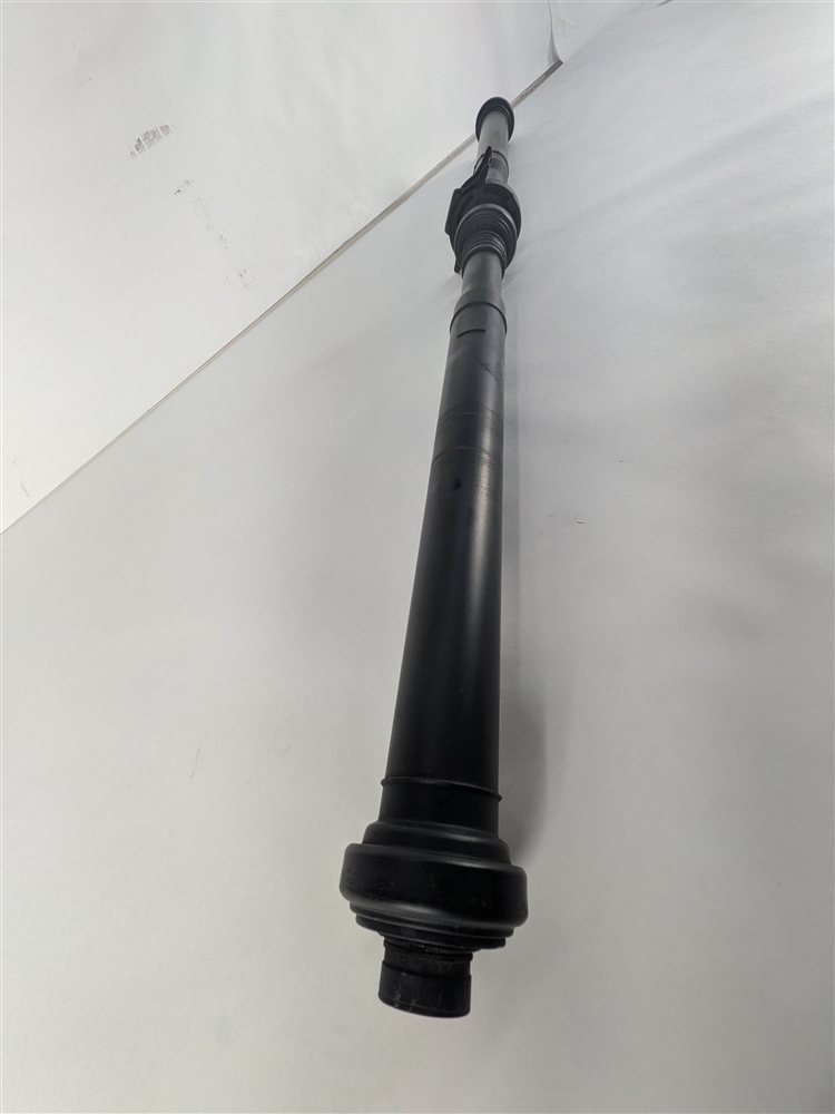 Thumbnail 2: 2011-2018 PORSCHE CAYENNE (958) 3.0L GAS REAR DRIVESHAFT DRIVE LINE SHAFT