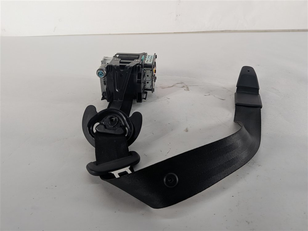 Thumbnail 2: 2011-2018 PORSCHE CAYENNE (958) LEFT FRONT DRIVER SEATBELT RETRACTOR (Black)