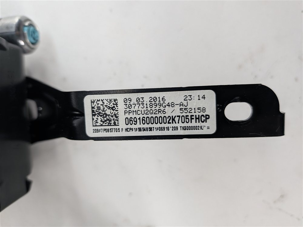 Thumbnail 8: 2011-2018 PORSCHE CAYENNE (958) LEFT FRONT DRIVER SEATBELT RETRACTOR (Black)
