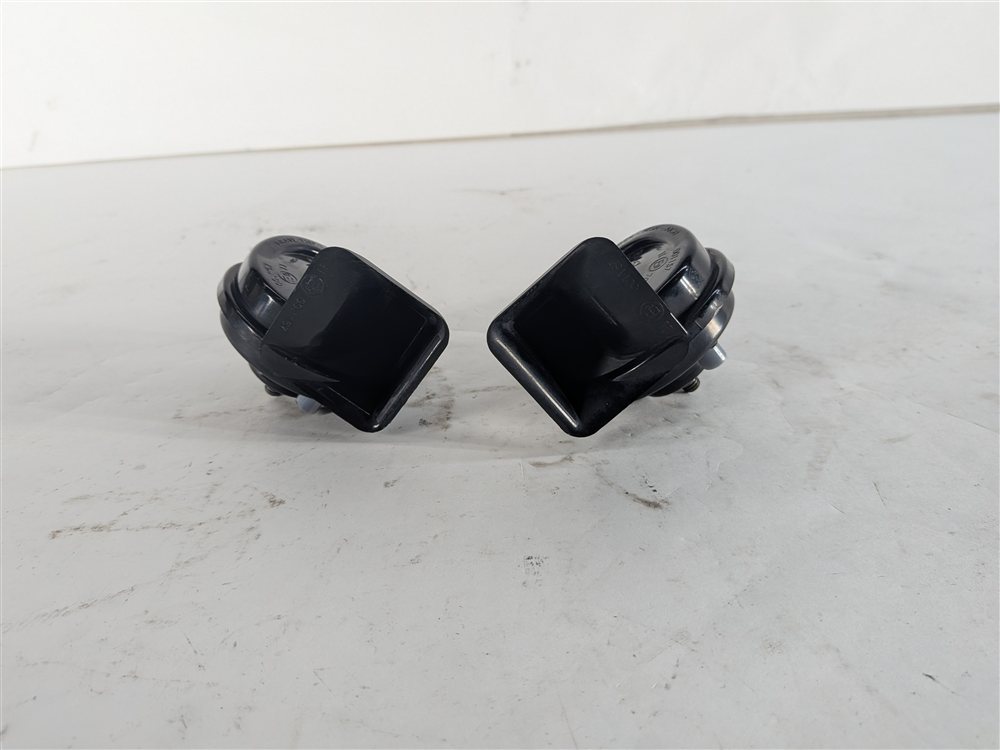 Thumbnail 2: 2015-2018 PORSCHE CAYENNE (958) HIGH & LOW TONE SAFETY HORN SET-2
