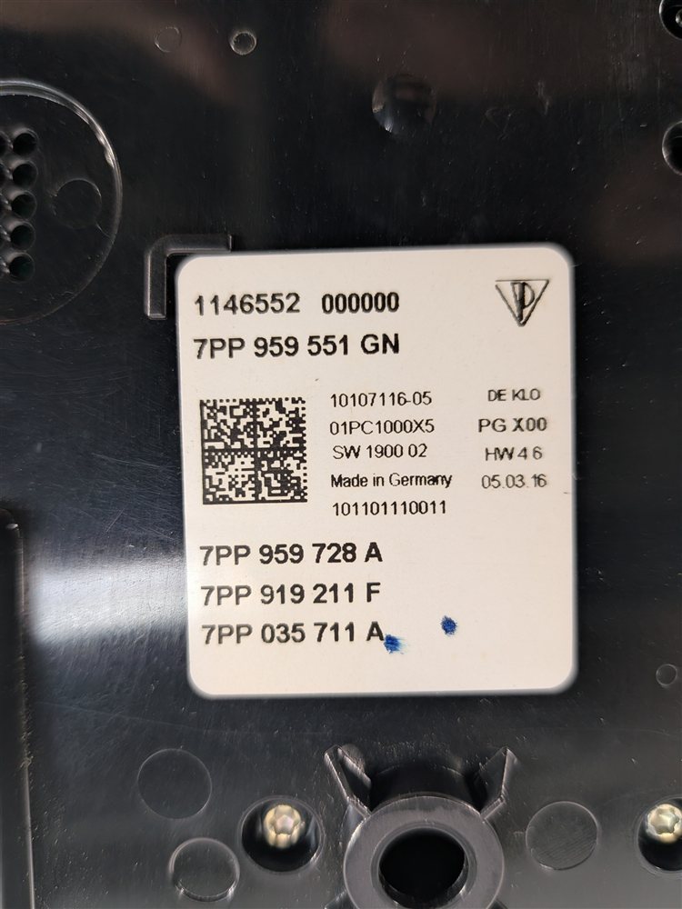 Thumbnail 9: 2010-2018 PORSCHE CAYENNE PANAMERA (958 970 G1) FRONT DOMELIGHT LAMP (Black)