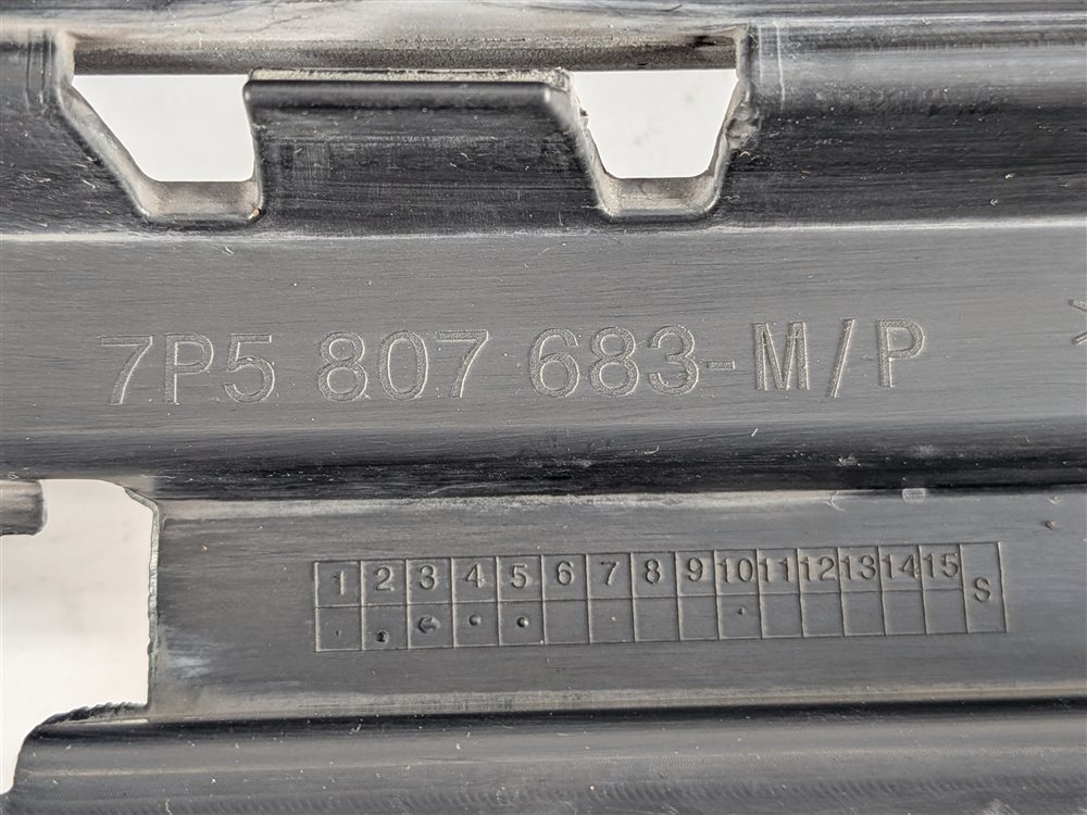 Thumbnail 8: 15-18 PORSCHE CAYENNE (958) FRONT LOWER BUMPER CENTER AIR VENT DUCT GRILLE TRIM