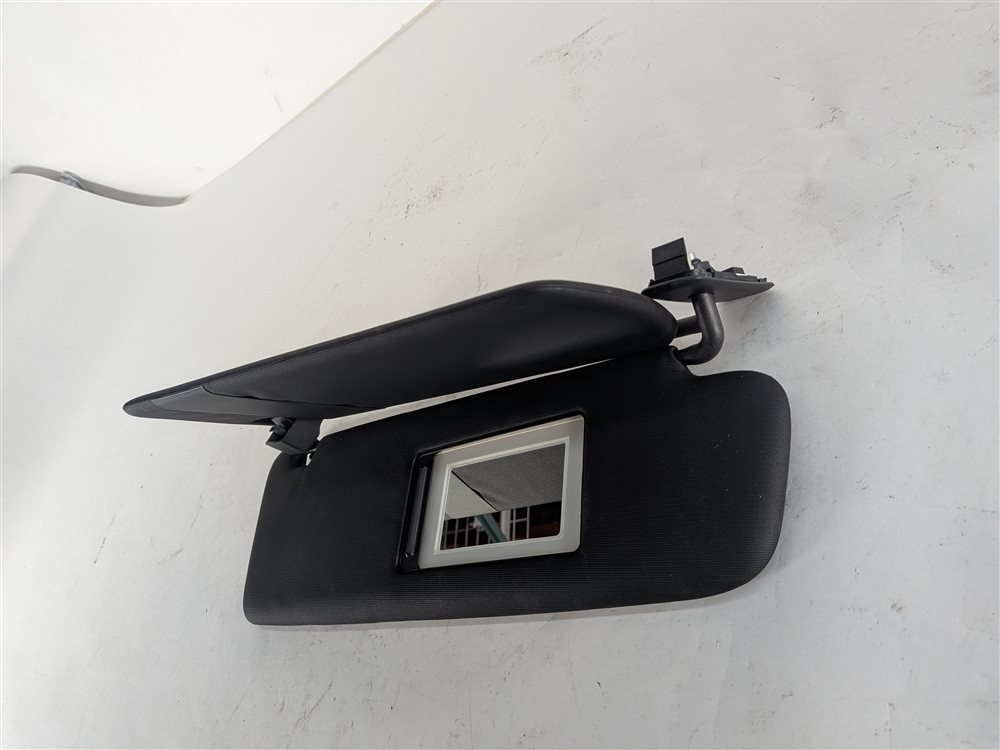 Thumbnail 4: 2015-2018 PORSCHE CAYENNE (958) RIGHT SUN VISOR ILLUMINATED w/ MIRROR (Black)