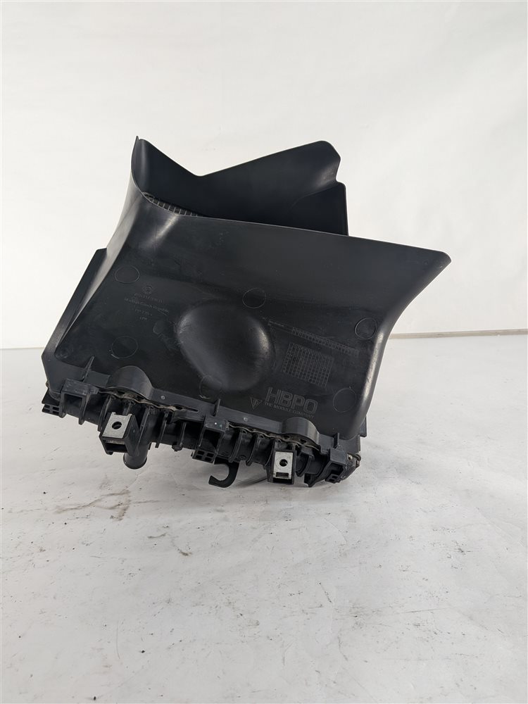Thumbnail 2: 2011-2018 PORSCHE CAYENNE E-HYBRID (958) 3.0L ENGINE AUXILIARY RADIATOR COOLER