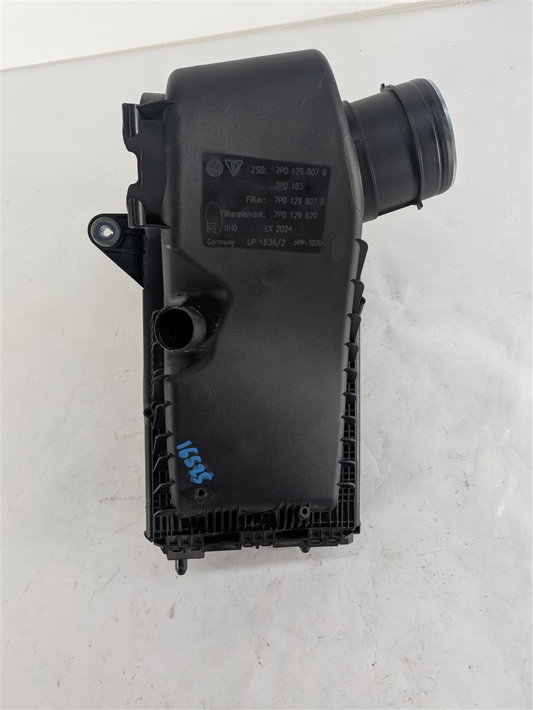 Thumbnail 3: 2011-2018 PORSCHE CAYENNE (958) 3.0L GAS HYBRID AIR INTAKE FILTER BOX CLEANER