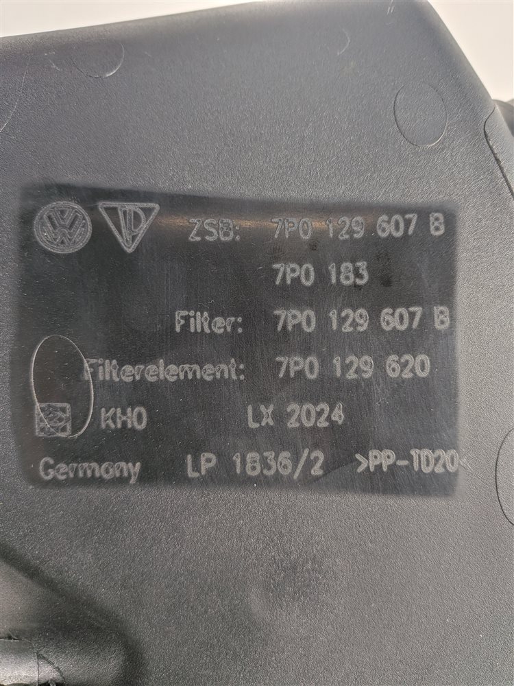Thumbnail 8: 2011-2018 PORSCHE CAYENNE (958) 3.0L GAS HYBRID AIR INTAKE FILTER BOX CLEANER