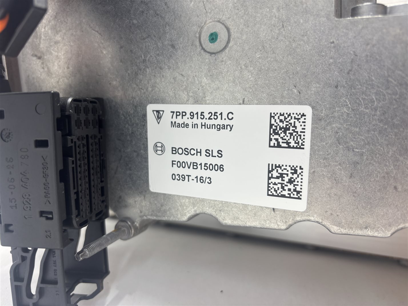 Thumbnail 8: 2011-2018 PORSCHE CAYENNE (958) HYBRID BATTERY ASSEMBLY 93% SOC