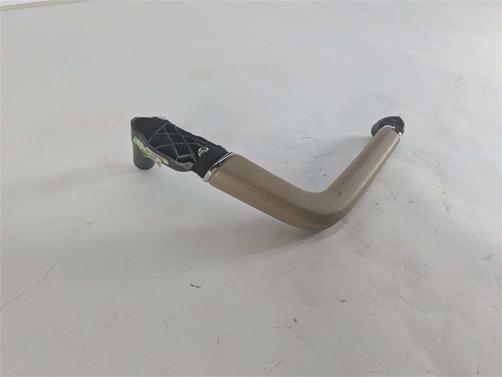 2016 PORSCHE CAYENNE (958) REAR RIGHT DOOR PULL GRAB HANDLE (LUXOR BEIGE)