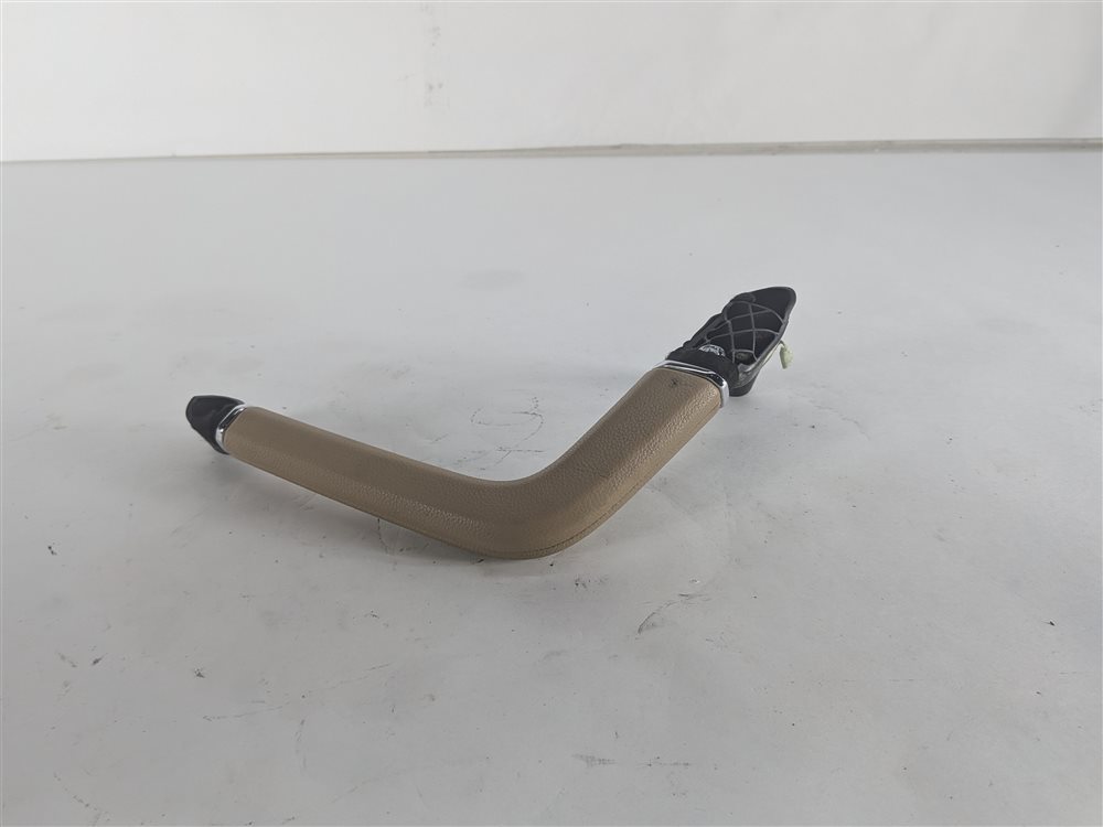 Thumbnail 2: 2016 PORSCHE CAYENNE (958) FRONT LEFT DOOR PULL GRAB HANDLE (LUXOR BEIGE)