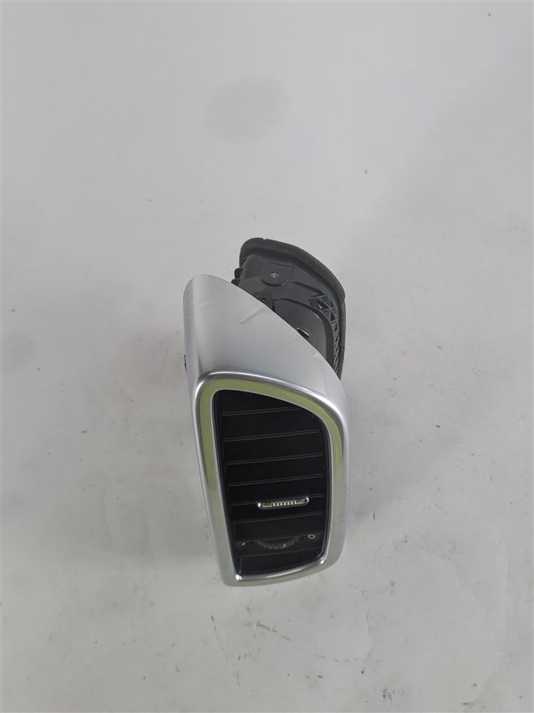 Thumbnail 3: 2016 PORSCHE CAYENNE (958) FRONT LEFT DRIVER OUTER DASH AIR AC VENT (Black)