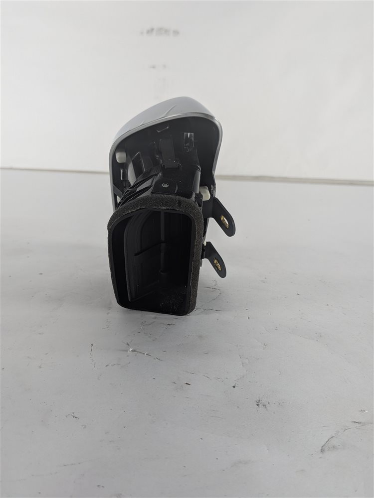 Thumbnail 6: 2016 PORSCHE CAYENNE (958) FRONT LEFT DRIVER OUTER DASH AIR AC VENT (Black)
