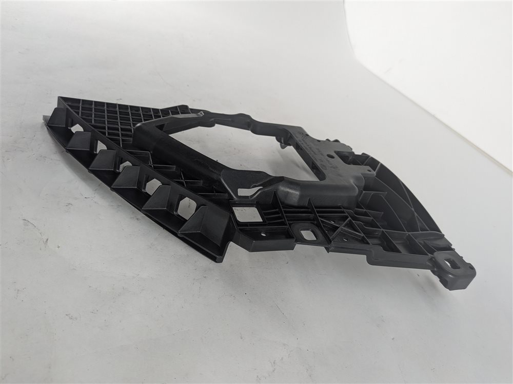 Thumbnail 4: 2016 PORSCHE CAYENNE (958) FRONT RIGHT HEADLIGHT HEADLAMP MOUNTING BRACKET