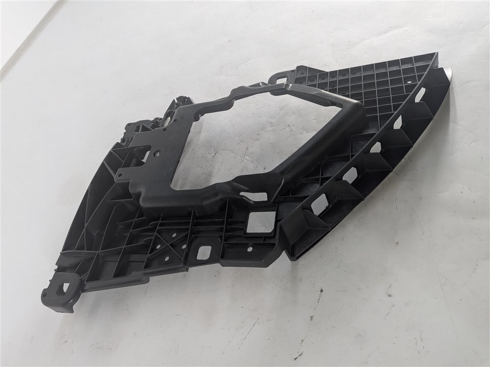 Thumbnail 5: 2016 PORSCHE CAYENNE (958) FRONT LEFT HEADLIGHT HEADLAMP MOUNTING BRACKET