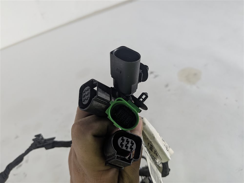 Thumbnail 10: 2016 PORSCHE CAYENNE (958) REAR PARK ASSIST PDC SENSOR SET/4 w/ HARNESS (Black)