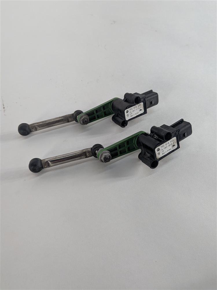 2016 PORSCHE CAYENNE (958) REAR LEFT/RIGHT SUSPENSION RIDE HEIGHT SENSOR SET/2