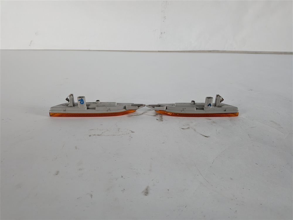 Thumbnail 7: 2016 PORSCHE CAYENNE (958) FRONT LEFT/RIGHT SIDE FENDER MARKER LIGHT LAMP SET/2