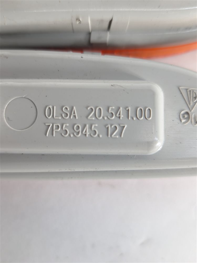 Thumbnail 9: 2016 PORSCHE CAYENNE (958) FRONT LEFT/RIGHT SIDE FENDER MARKER LIGHT LAMP SET/2