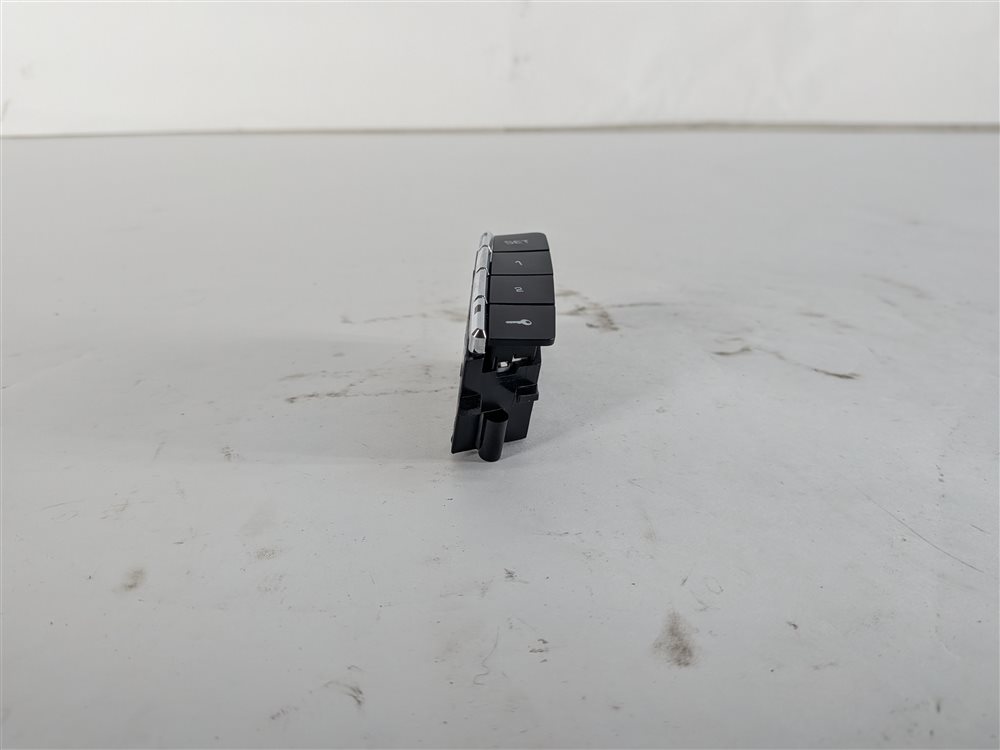 Thumbnail 2: 2016 PORSCHE CAYENNE (958) FRONT LEFT DRIVER MEMORY SEAT ADJUST SWITCH BUTTON