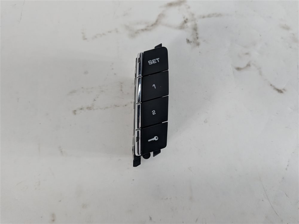 Thumbnail 3: 2016 PORSCHE CAYENNE (958) FRONT LEFT DRIVER MEMORY SEAT ADJUST SWITCH BUTTON