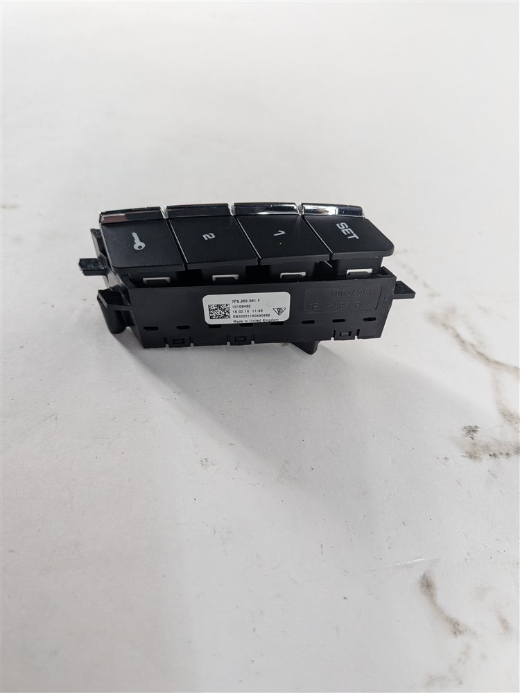 Thumbnail 4: 2016 PORSCHE CAYENNE (958) FRONT LEFT DRIVER MEMORY SEAT ADJUST SWITCH BUTTON