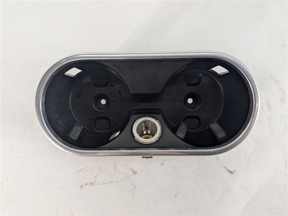 Thumbnail 3: 2016 PORSCHE CAYENNE (958) FRONT CENTER CONSOLE DUAL CUP DRINK HOLDER INSERT