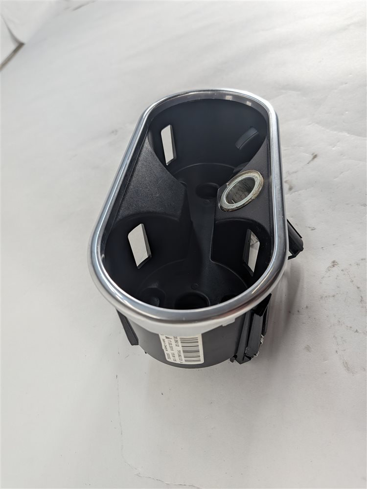 Thumbnail 5: 2016 PORSCHE CAYENNE (958) FRONT CENTER CONSOLE DUAL CUP DRINK HOLDER INSERT