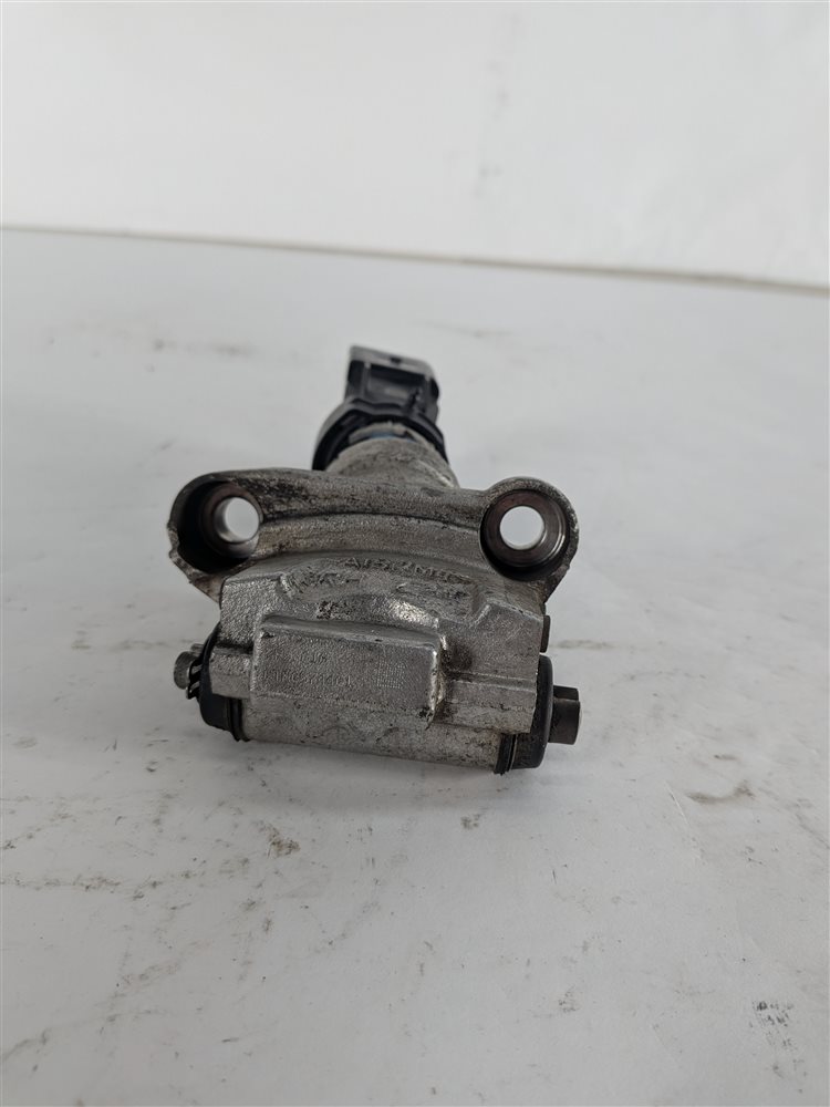 Thumbnail 6: 2016 PORSCHE CAYENNE 958 REAR RIGHT ELECTRONIC PARK PARKING BRAKE ACTUATOR MOTOR