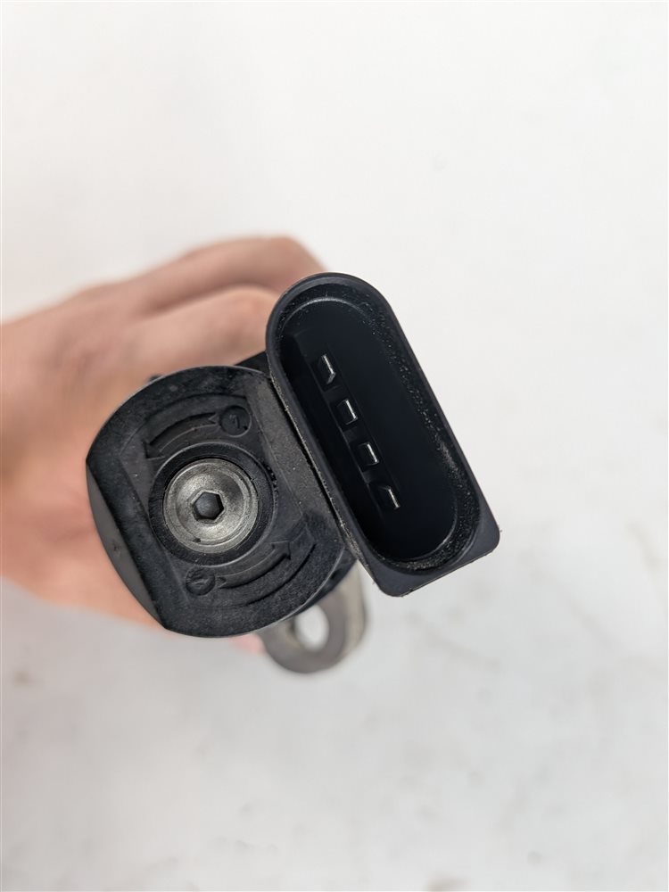 Thumbnail 8: 2016 PORSCHE CAYENNE 958 REAR RIGHT ELECTRONIC PARK PARKING BRAKE ACTUATOR MOTOR