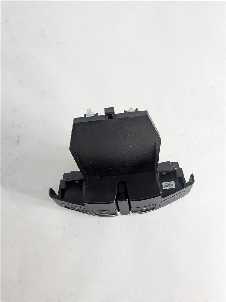 Thumbnail 3: 2016 PORSCHE CAYENNE 958 CENTER CONSOLE CENTRAL LOCK HEATED SEAT SWITCH PANEL